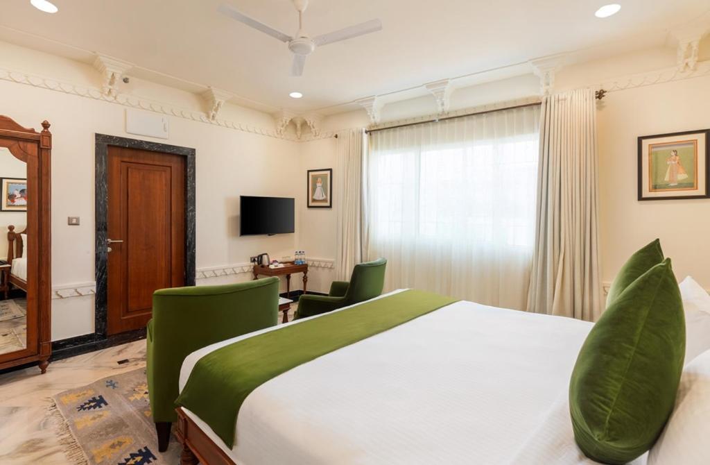 Chunda Haveli Hotel Udaipur Exterior photo
